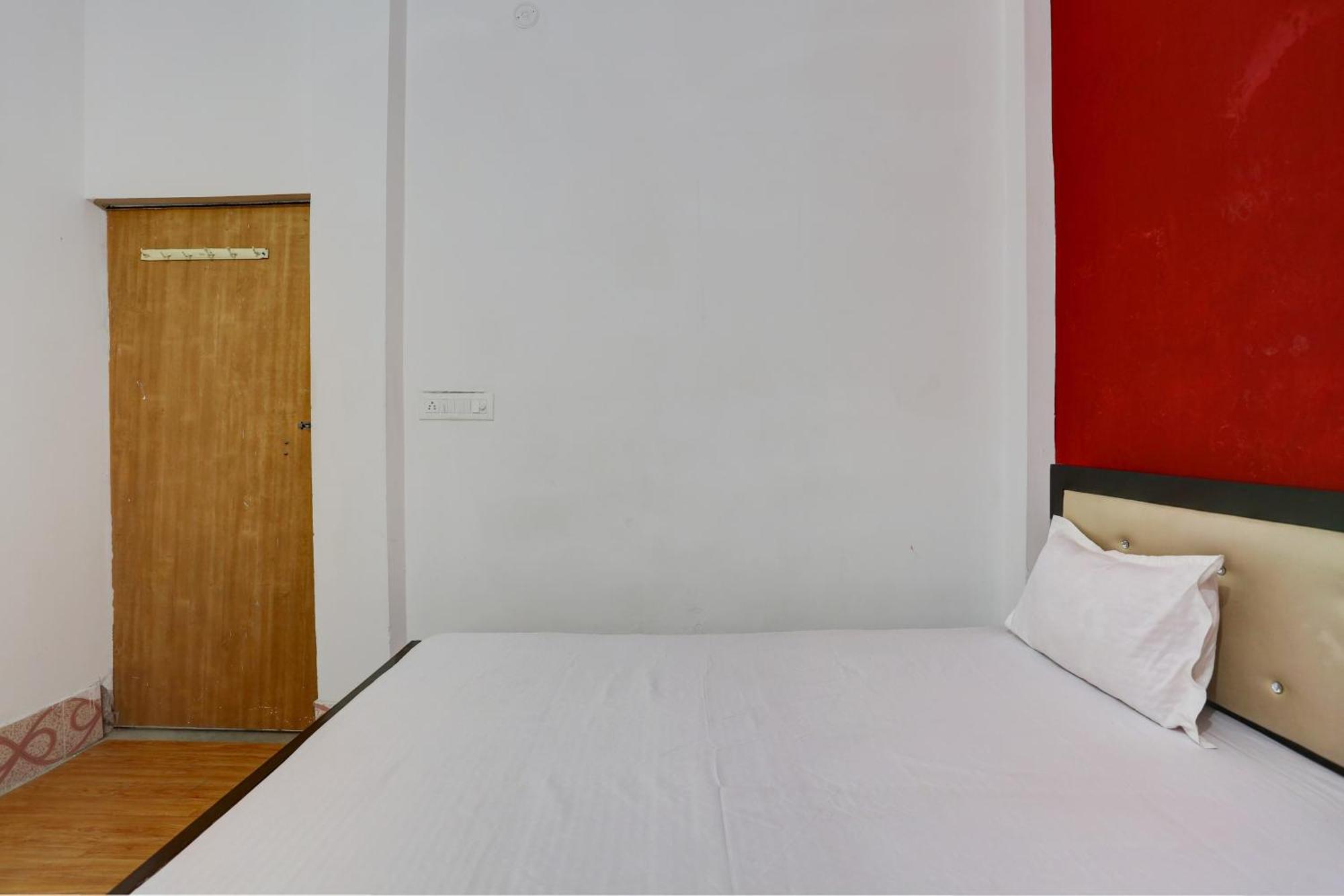 Ss Paradise Hotel Lucknow