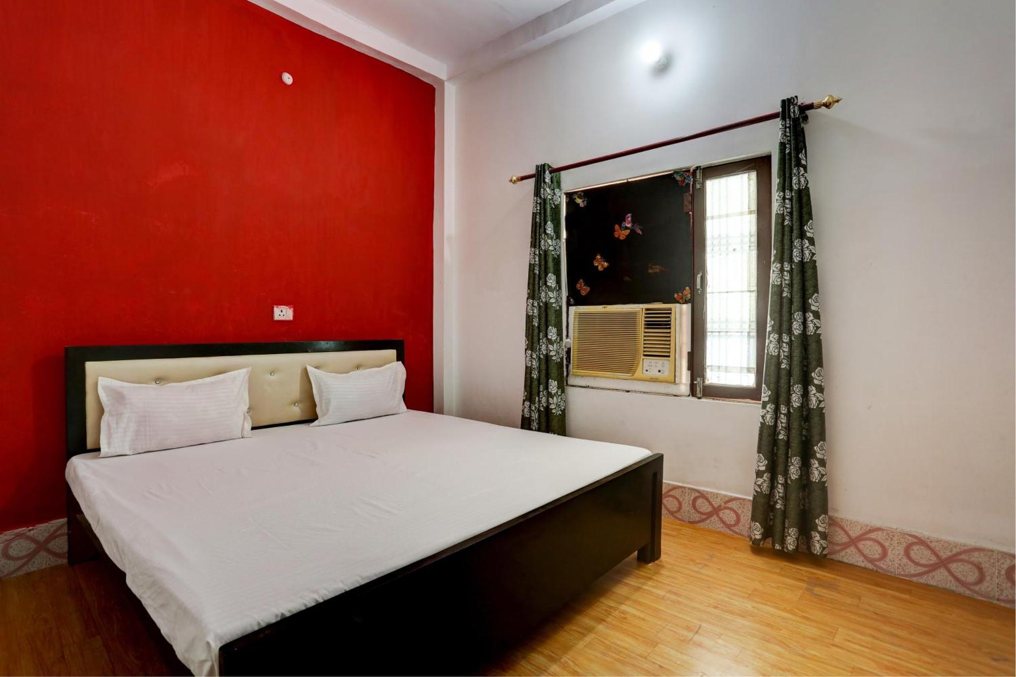 Ss Paradise Hotel 3*